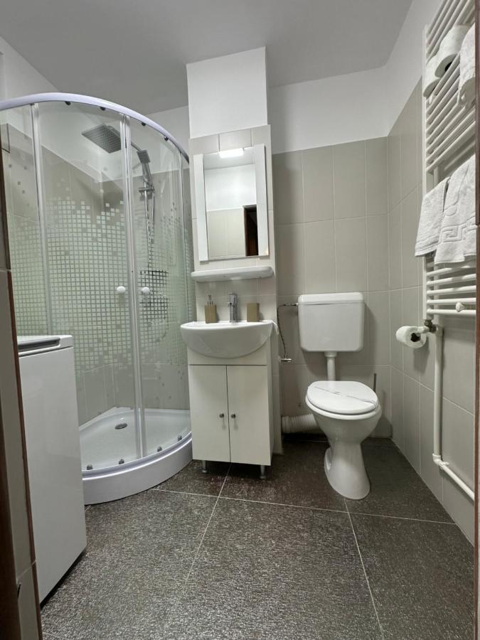 Xox Comfort Obregia Bucarest Exterior foto